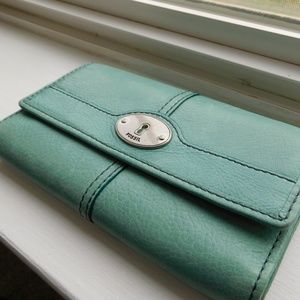 Fossil Green leather clutch wallet Check Book